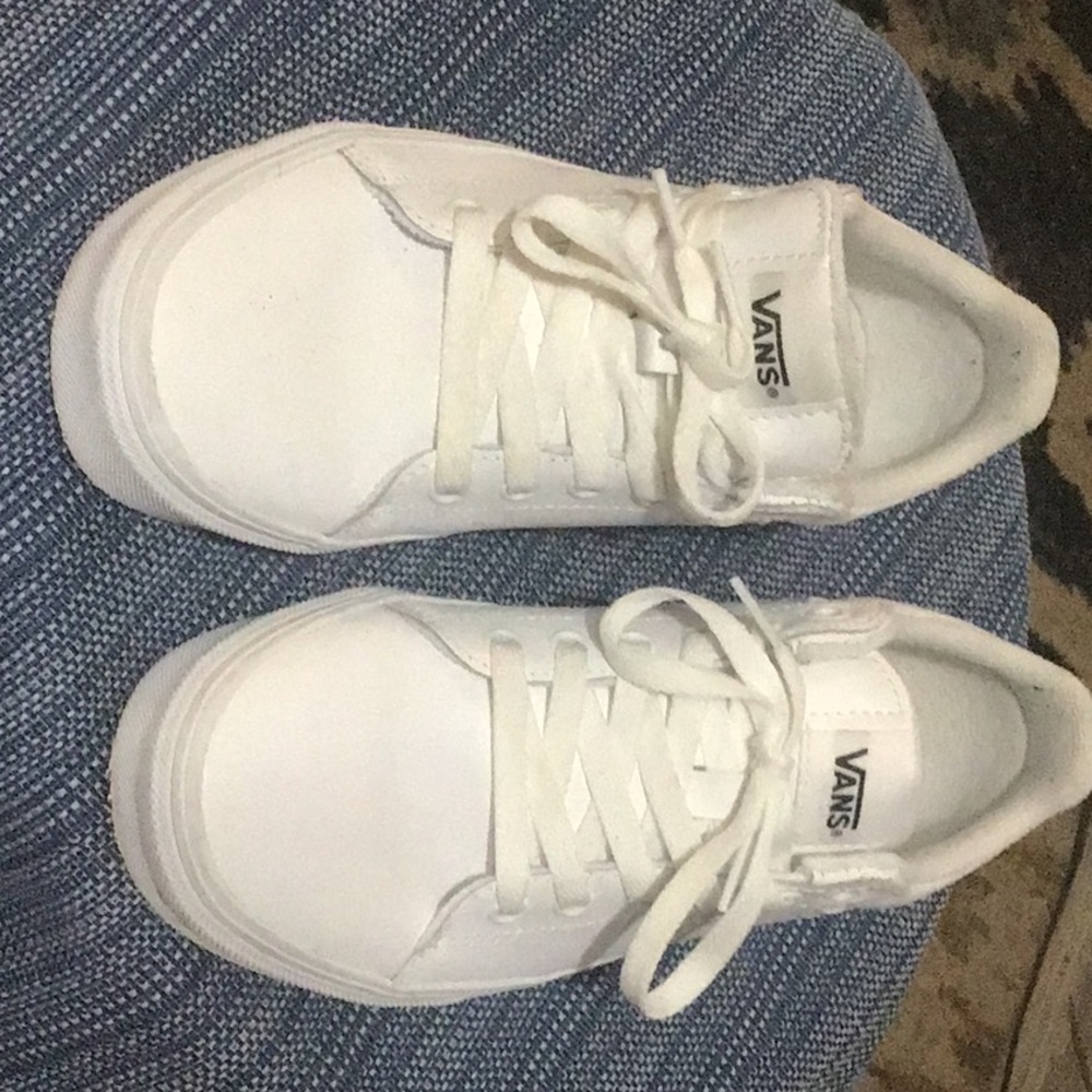 Vans White Sneakers Classic Minimalist Design